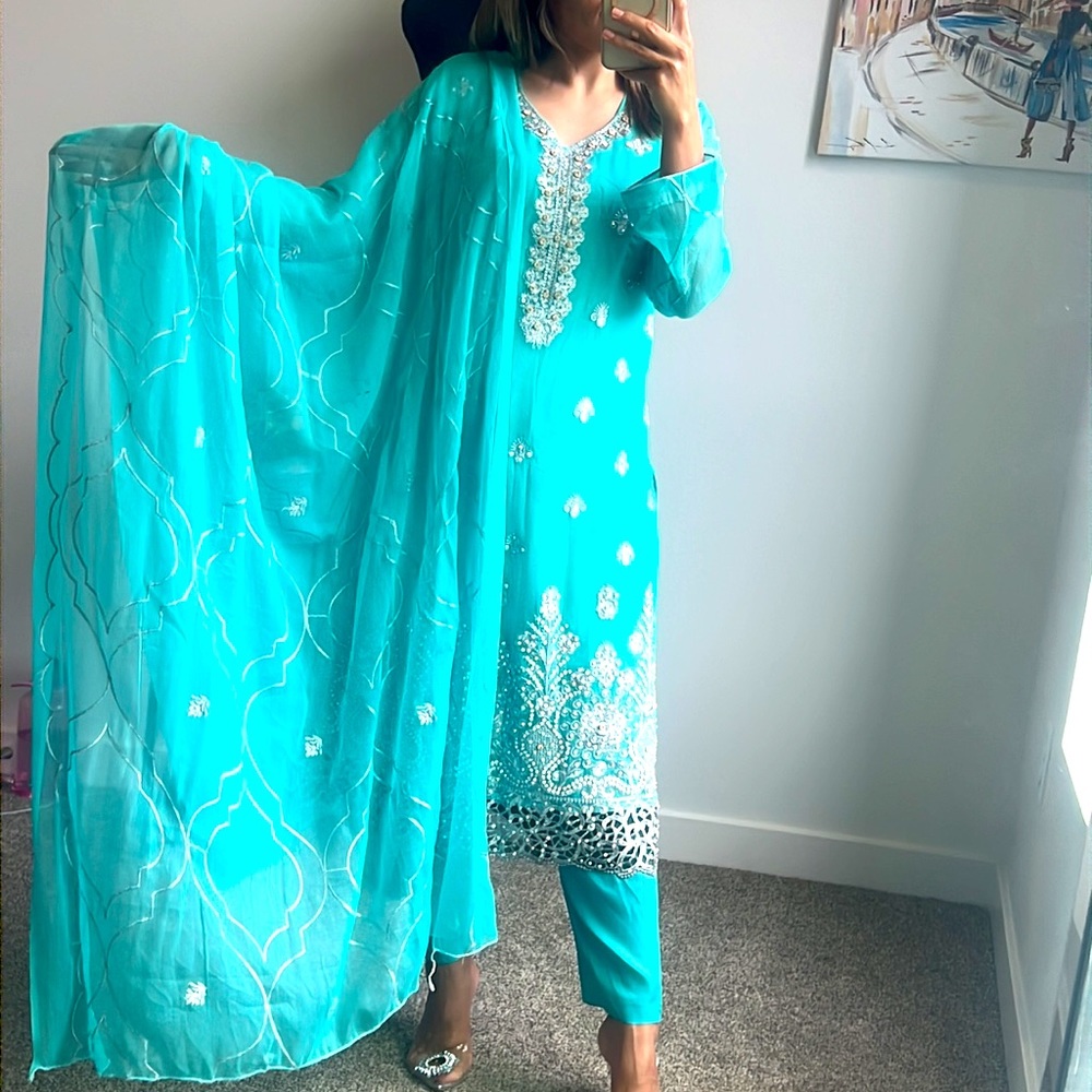 Stylish and beautiful Pakistani Punjabi dress in  blue color
